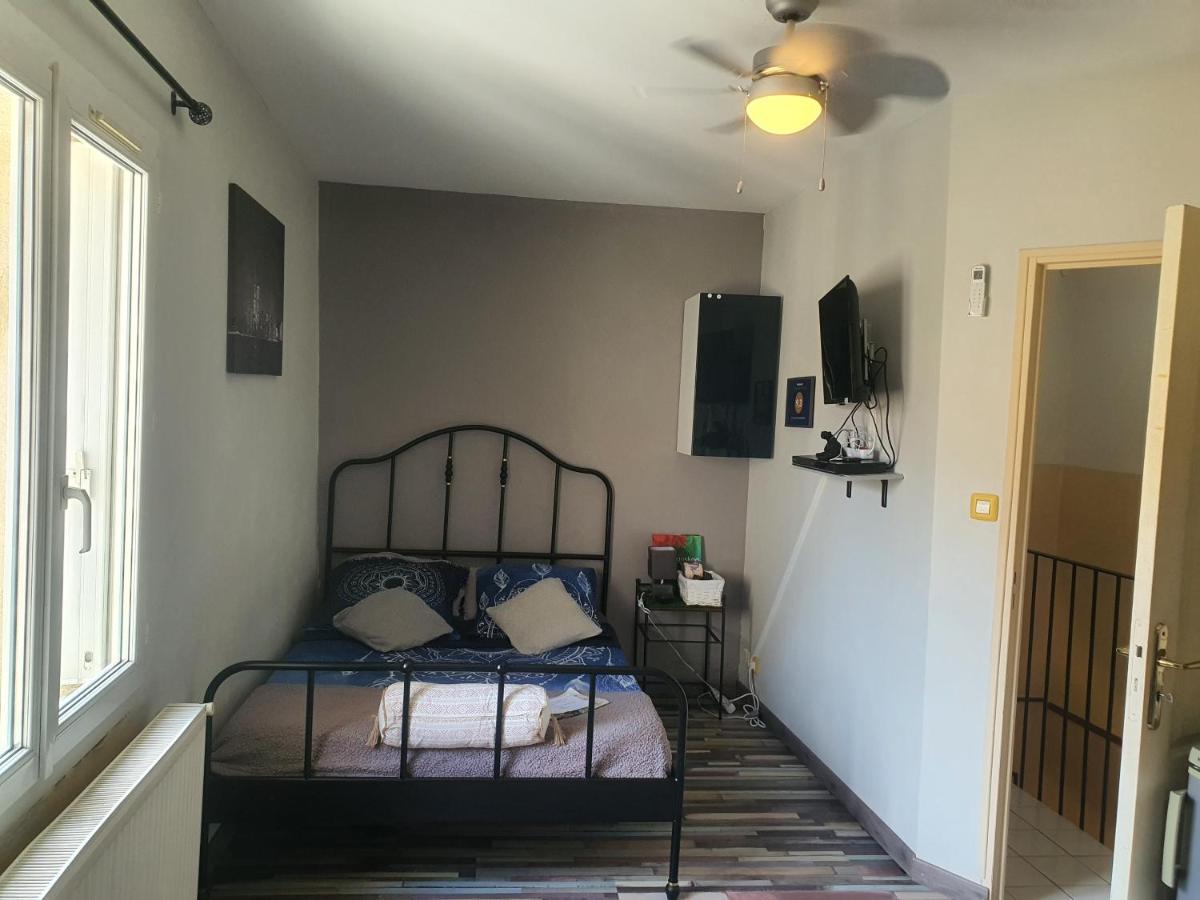 City House Appartements Entraigues-sur-la-Sorgue Exterior photo